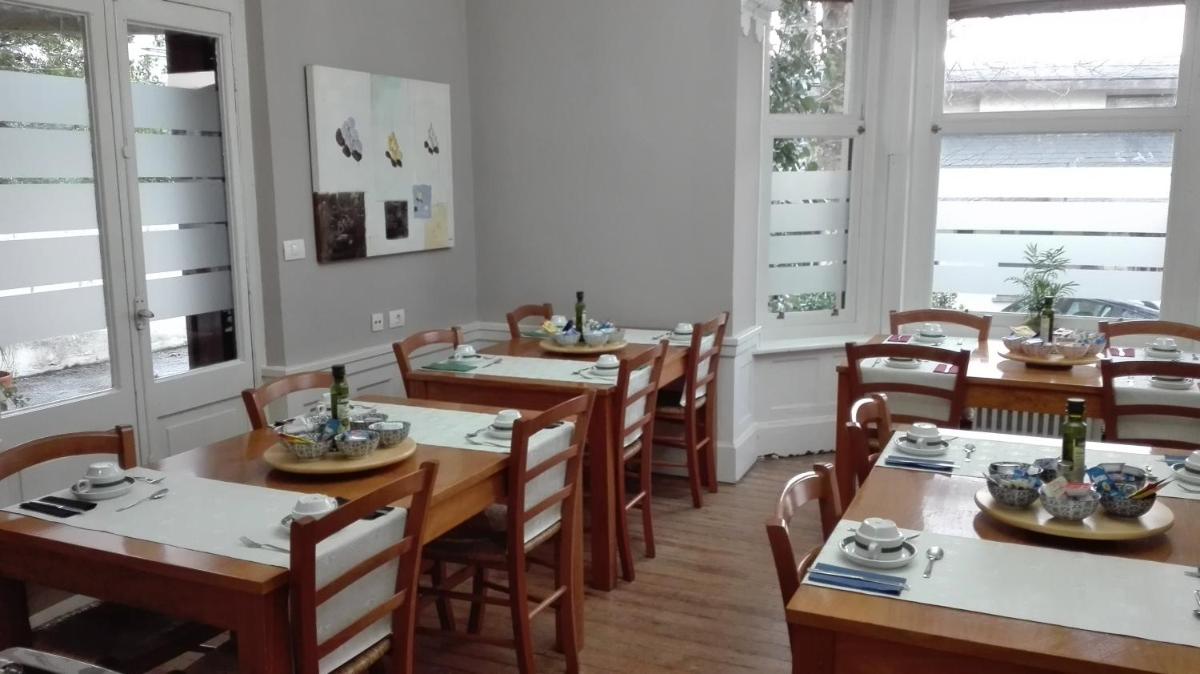 Hotel Neguri - Housity