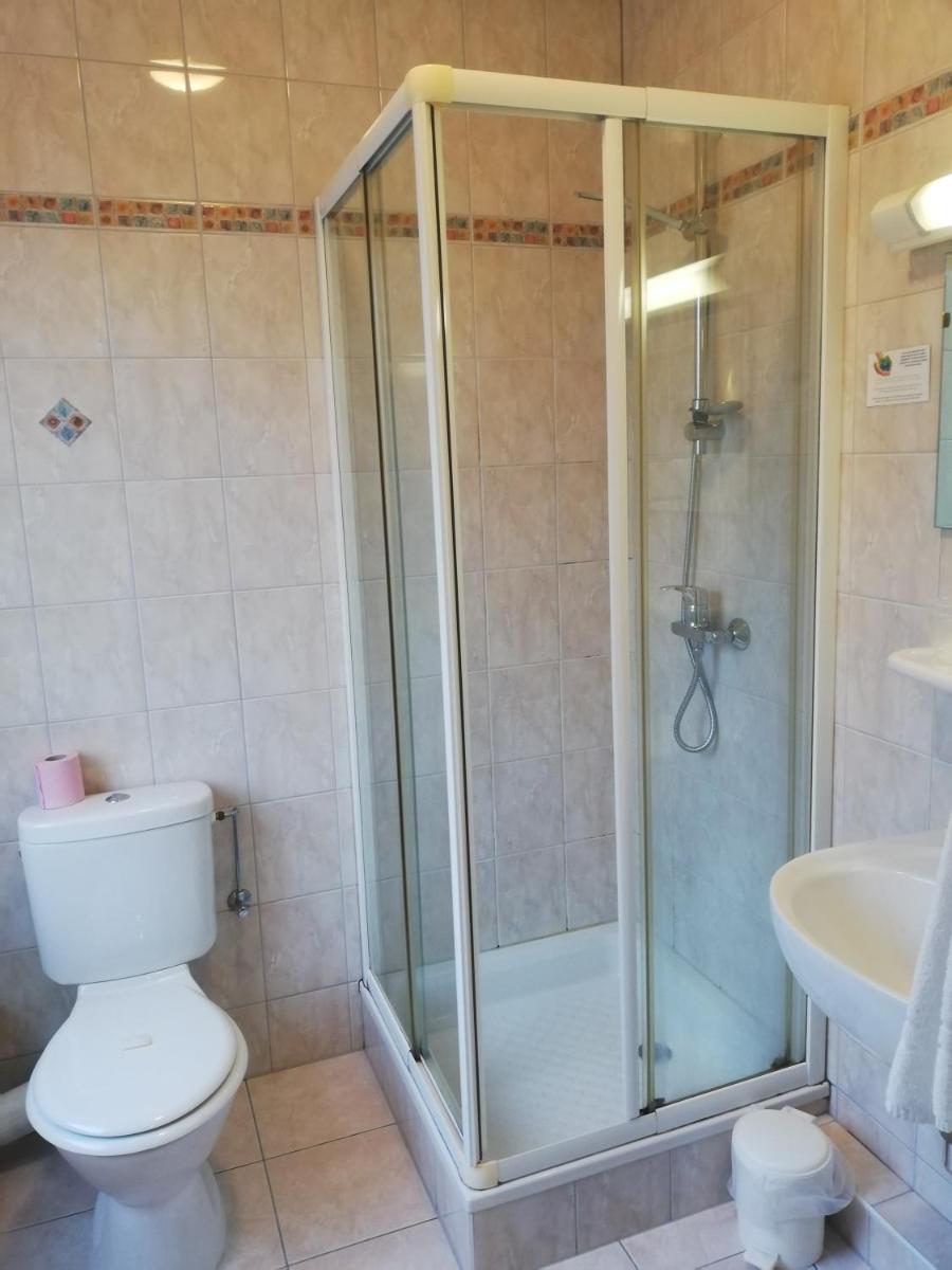 Hôtel Restaurant Le Moschenross - Housity