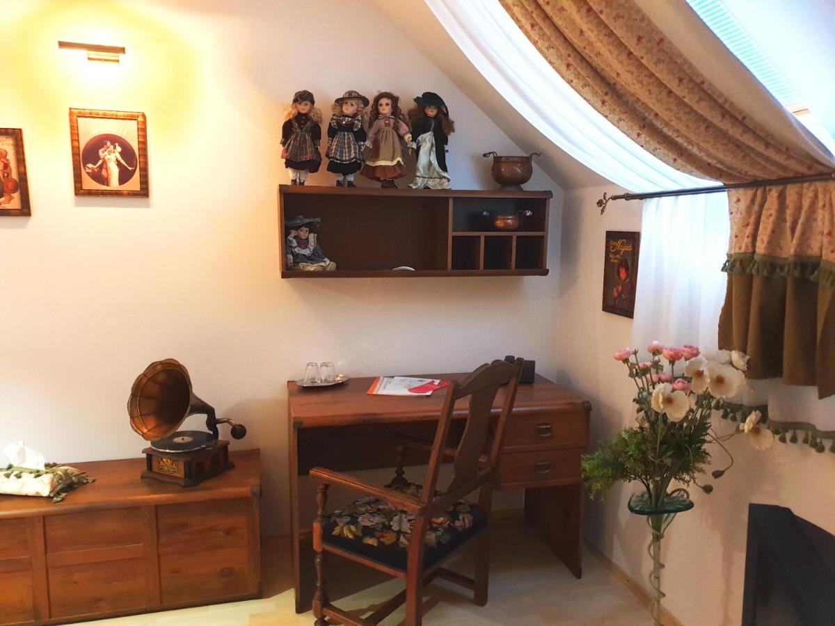 Penzion a Restauracia Toldi - Housity