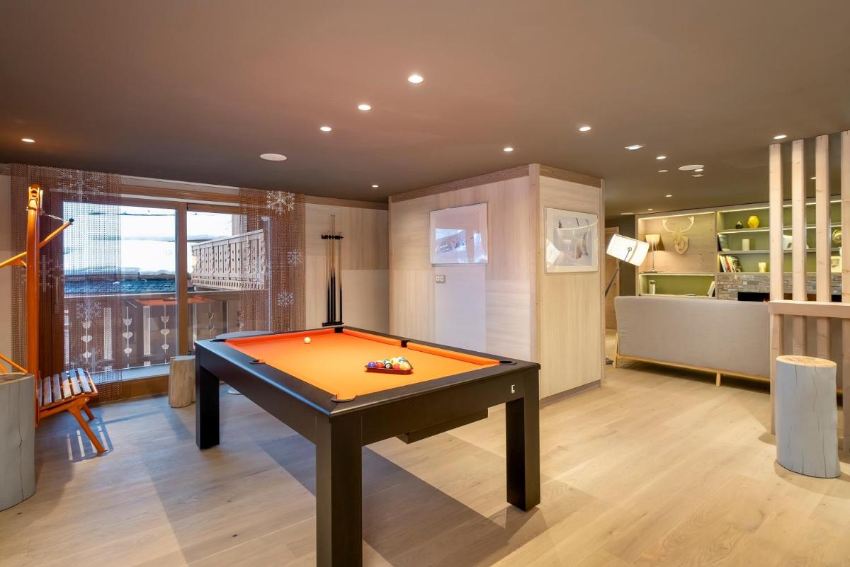 Billard dans l'établissement Résidence Pierre & Vacances Premium L'Hévana