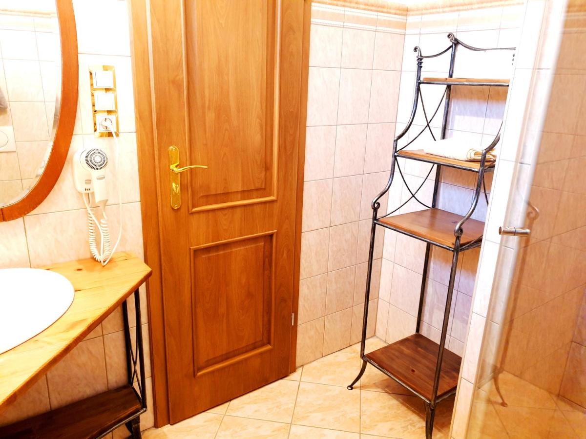 Penzion a Restauracia Toldi - Housity