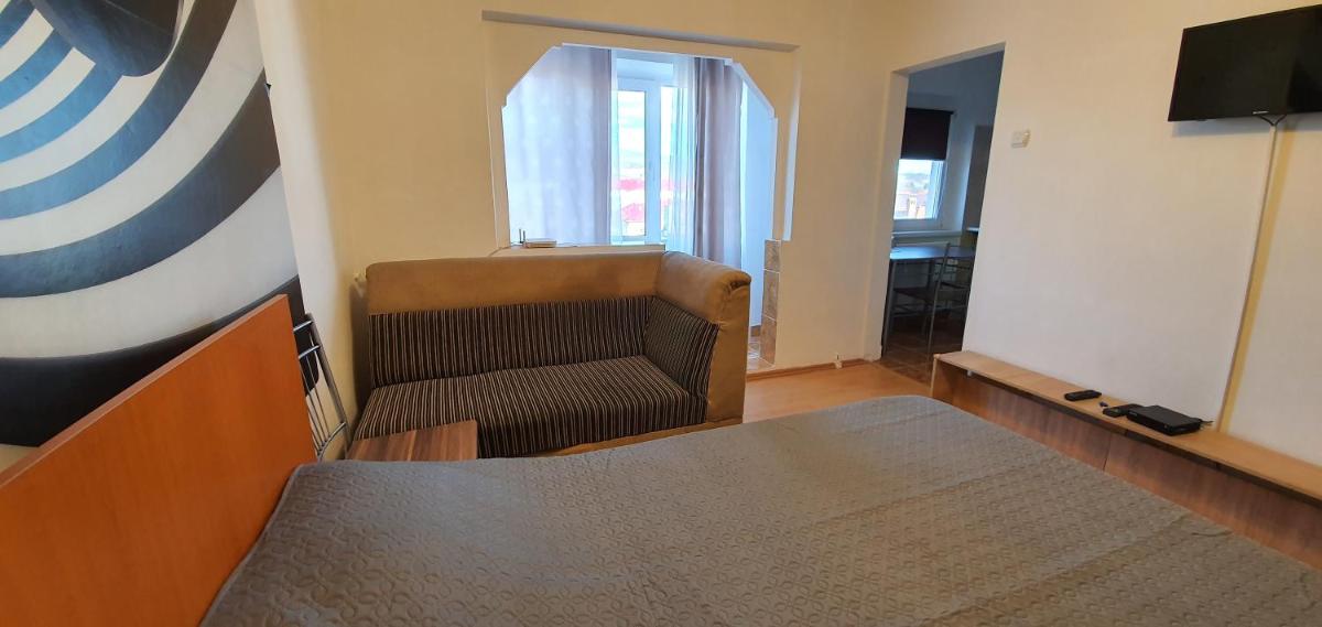 Garsoniera Horezu - Housity