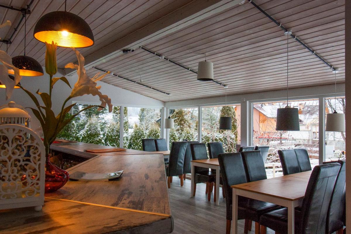 Bieszczadzki Brat Noclegi-Restauracja - Housity
