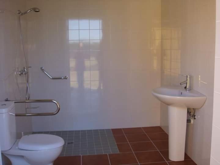 ALBERGUE TURÍSTICO DE CORNALVO - Housity