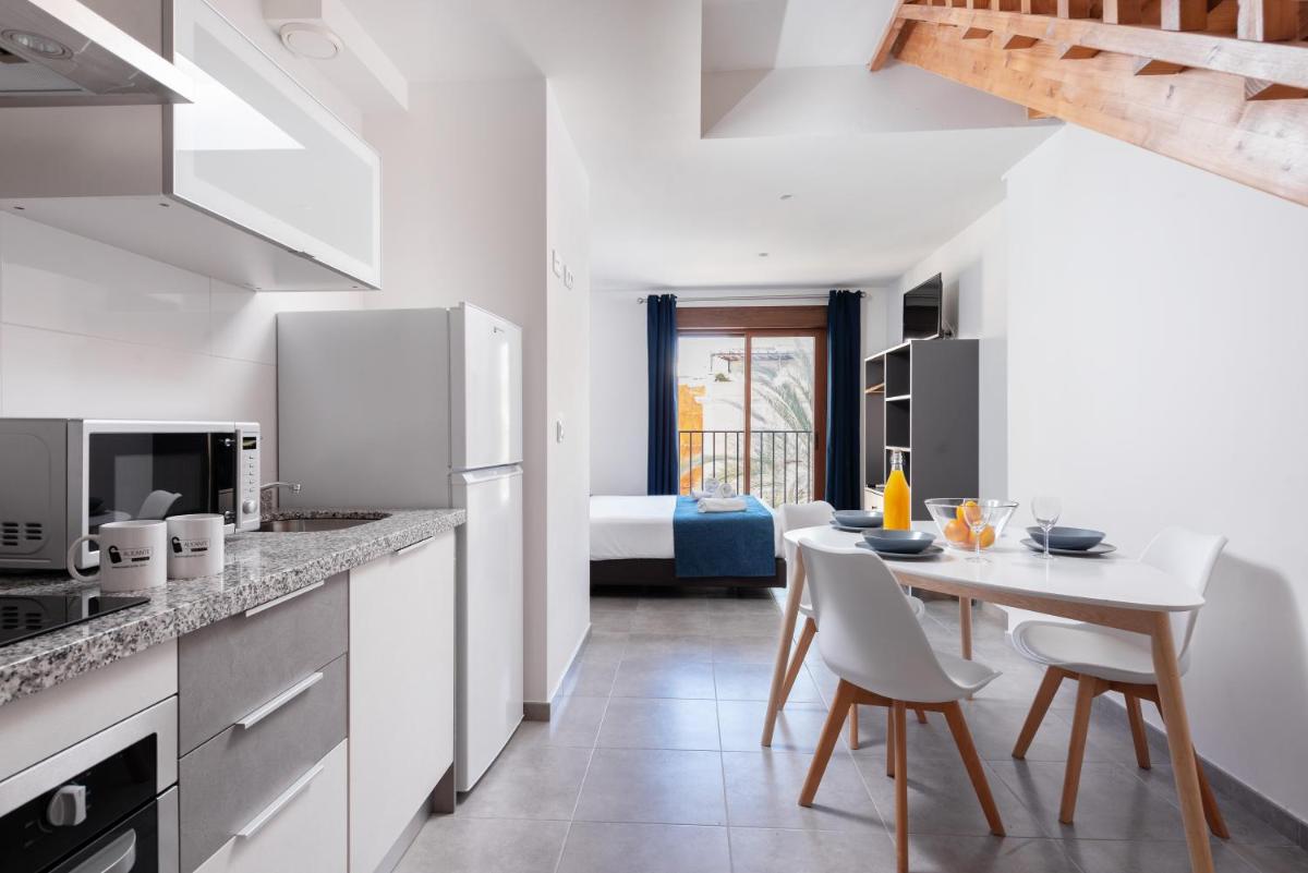 Apartamentos Quijano by Be Alicante - Housity