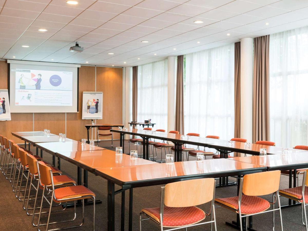 Espace de conférence ou salle de réunion dans l'établissement Novotel Senart Golf De Greenparc
