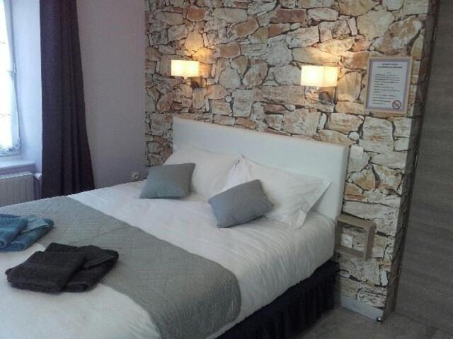 aux genets de josephine - Housity