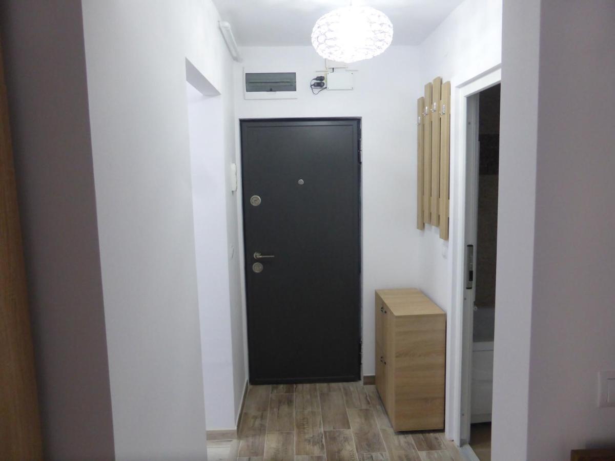 STUDIO ELLA - Housity