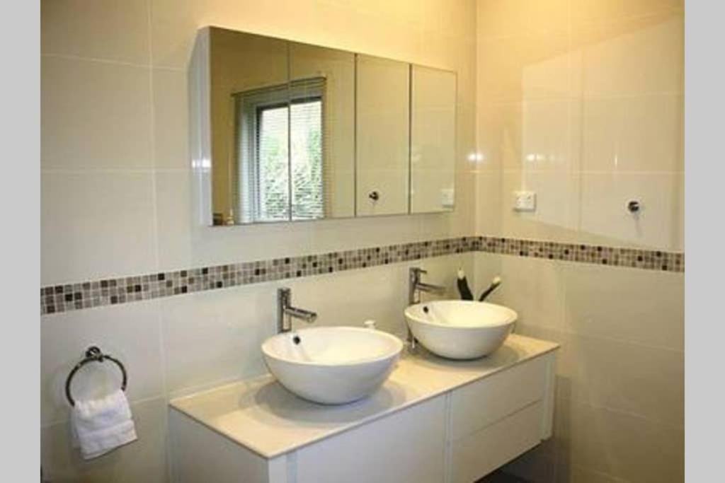 Kenmaur Cottage - Housity