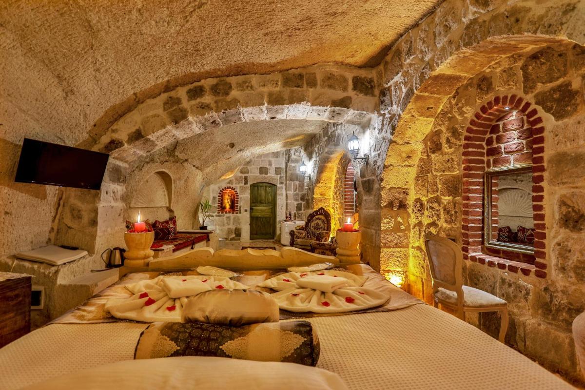 Casia Cave Suites - Housity