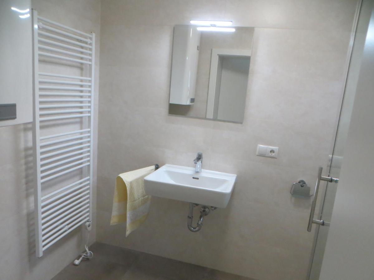 Suitetrails - Premium City Apartment Amadeus