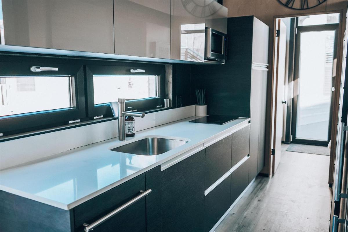 Tiny Homes at Powderhorn Mountain Resort - Housity