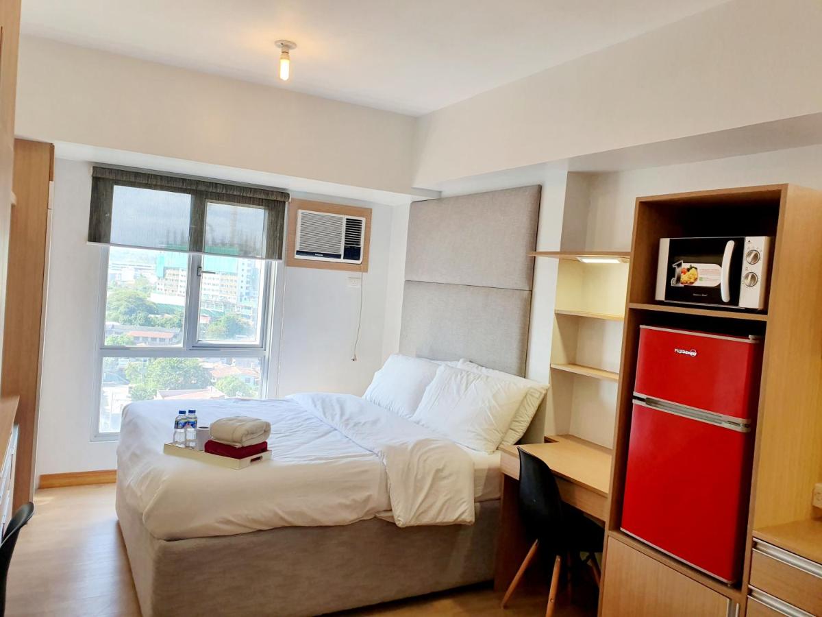 Steff's Condo 816 at Centrio Tower - Housity