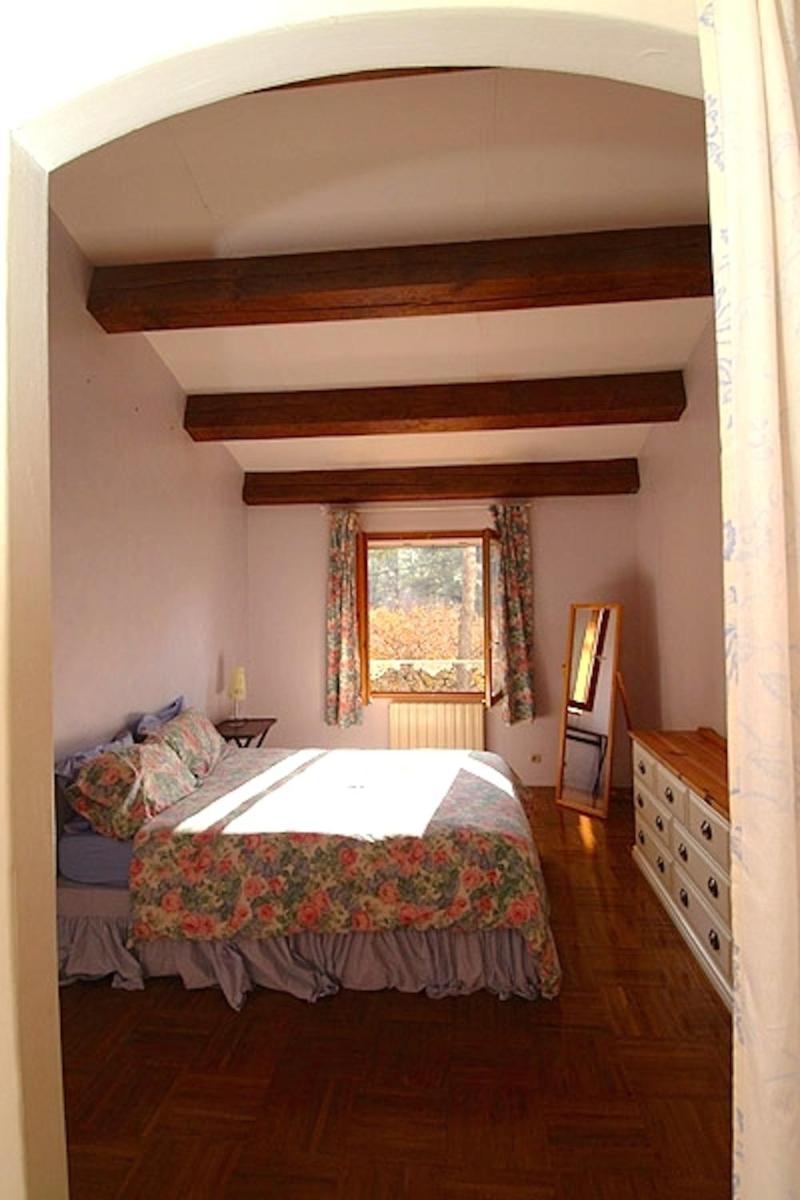 The Reading Nook - Ideally located Provence home with private pool on 1 acre - Housity