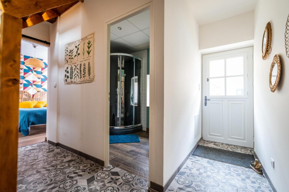 Chez Twiggy - Guesthouse vintage à Prenois - Housity