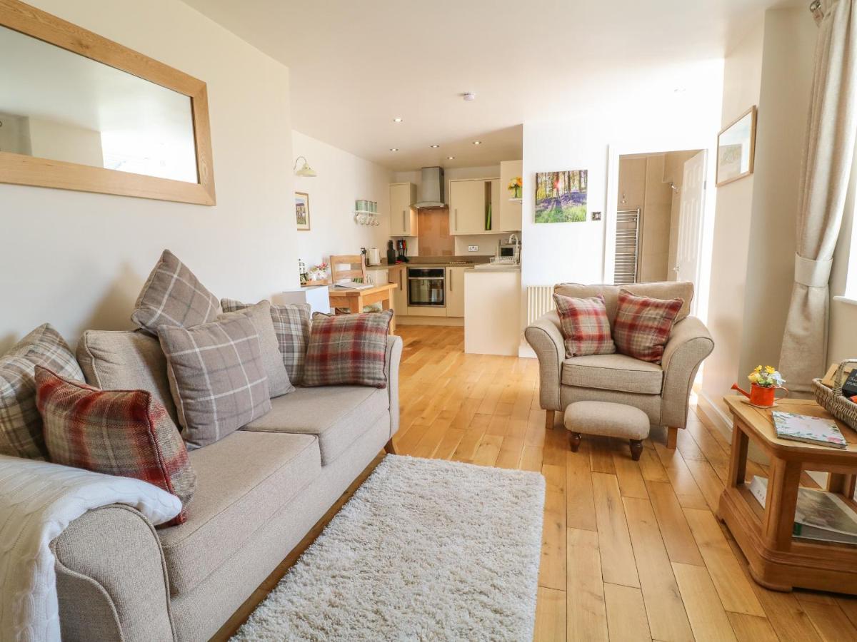 Garden Cottage - Housity