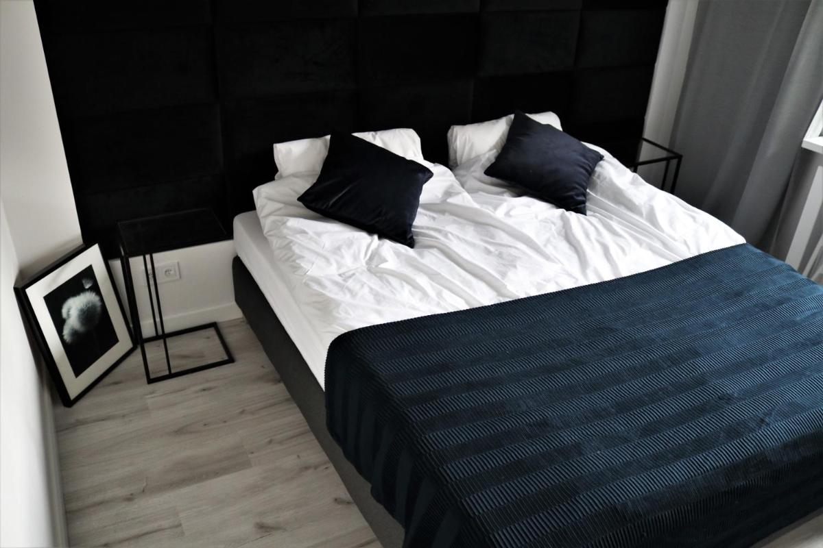Theatre Apartment - Apartament przy Rynku w Głogowie - Housity