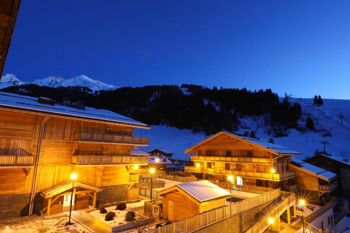 Vue générale sur la montagne ou vue sur la montagne depuis l'appart'hôtel
