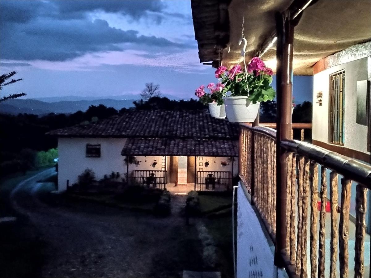 Hacienda Cafetera La Gaviota - Housity