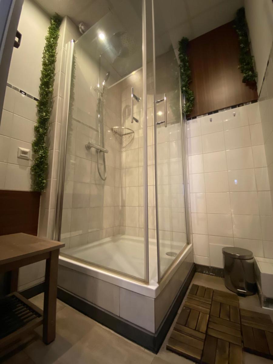 PREMIUM Hostel - Housity