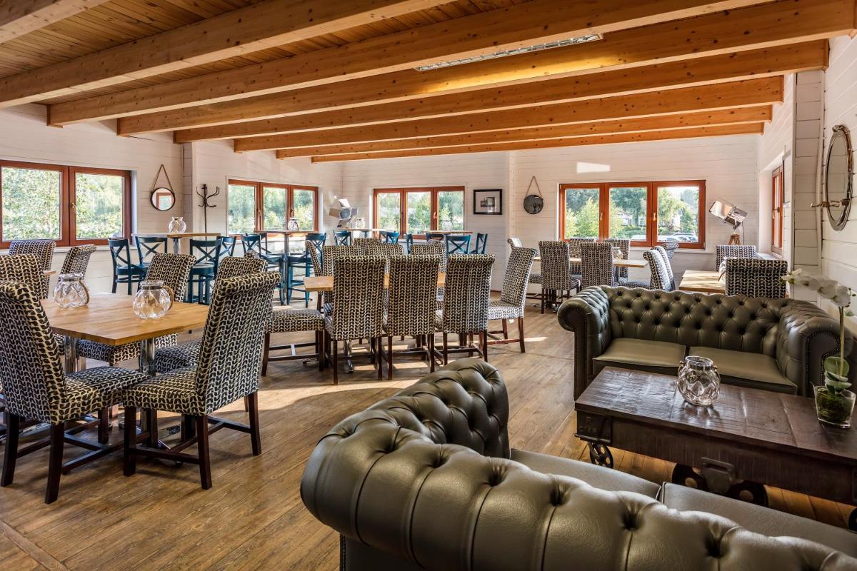 Roydon Marina Village Hotel - Housity