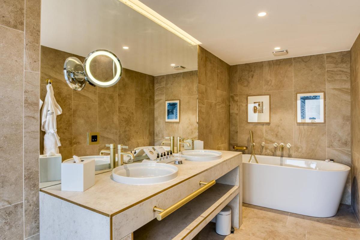 Salle de bains dans l'établissement Maison Albar Hotels L’Imperator