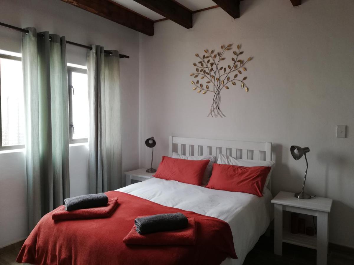 Walvis Bay Backpackers & Self-catering - Housity