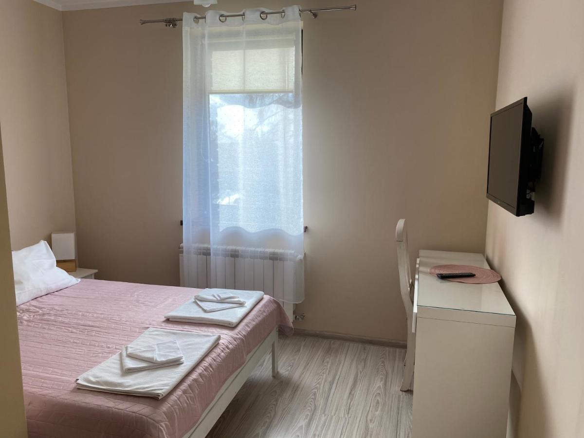 Zajazd we Młynie - Housity