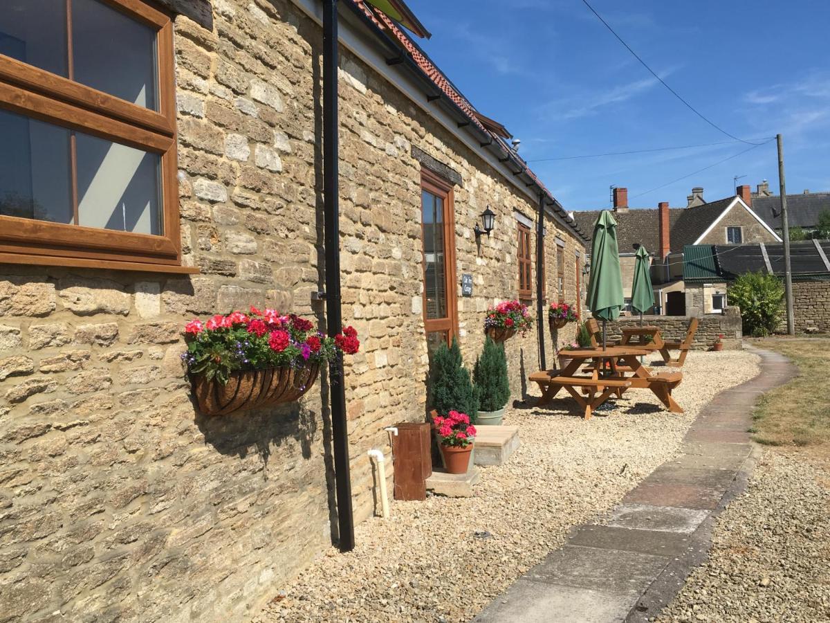 Church Farm Holiday Cottages - Housity