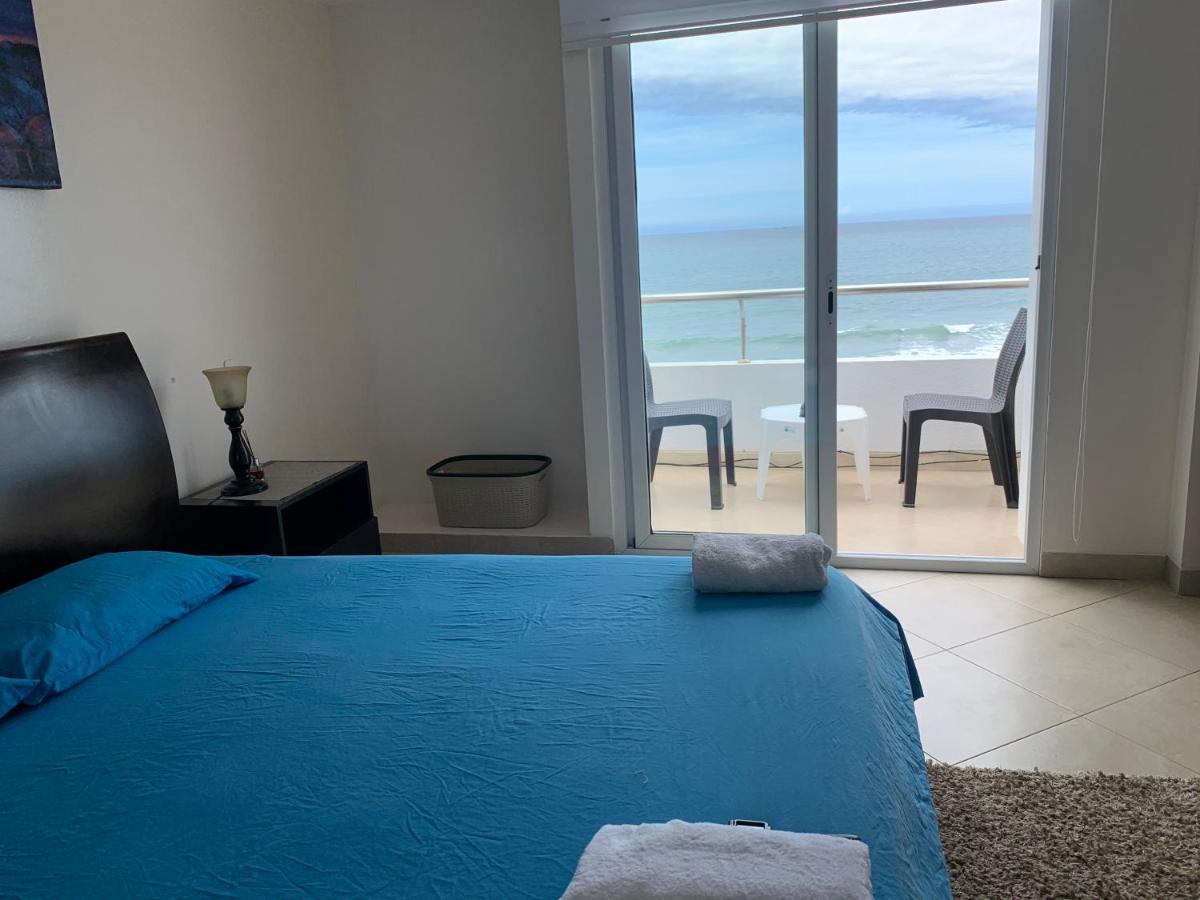 Departamento Frente al Mar -MANTA - Housity