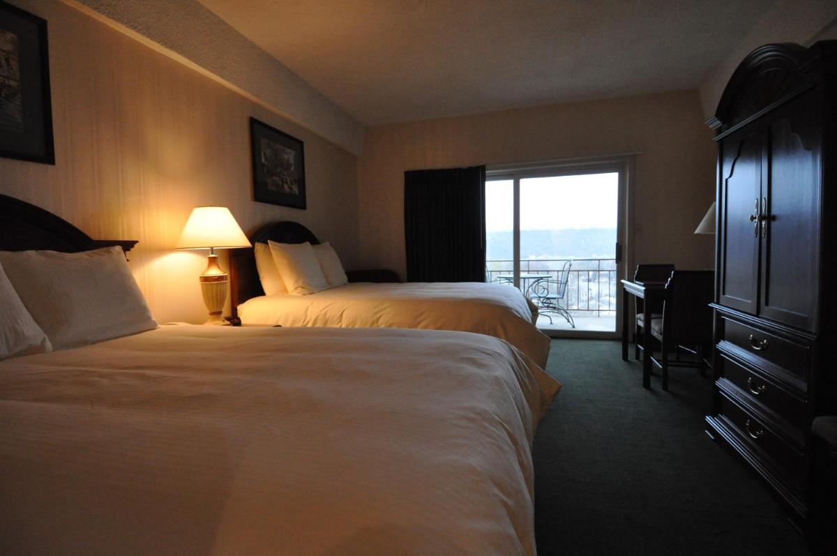 Hillside Inn - Housity