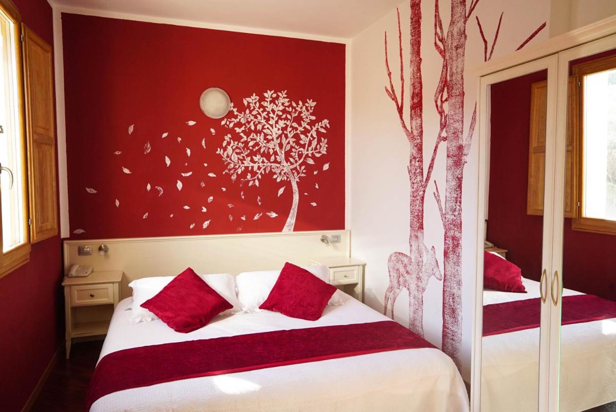 Hotel Il Crinale - Housity