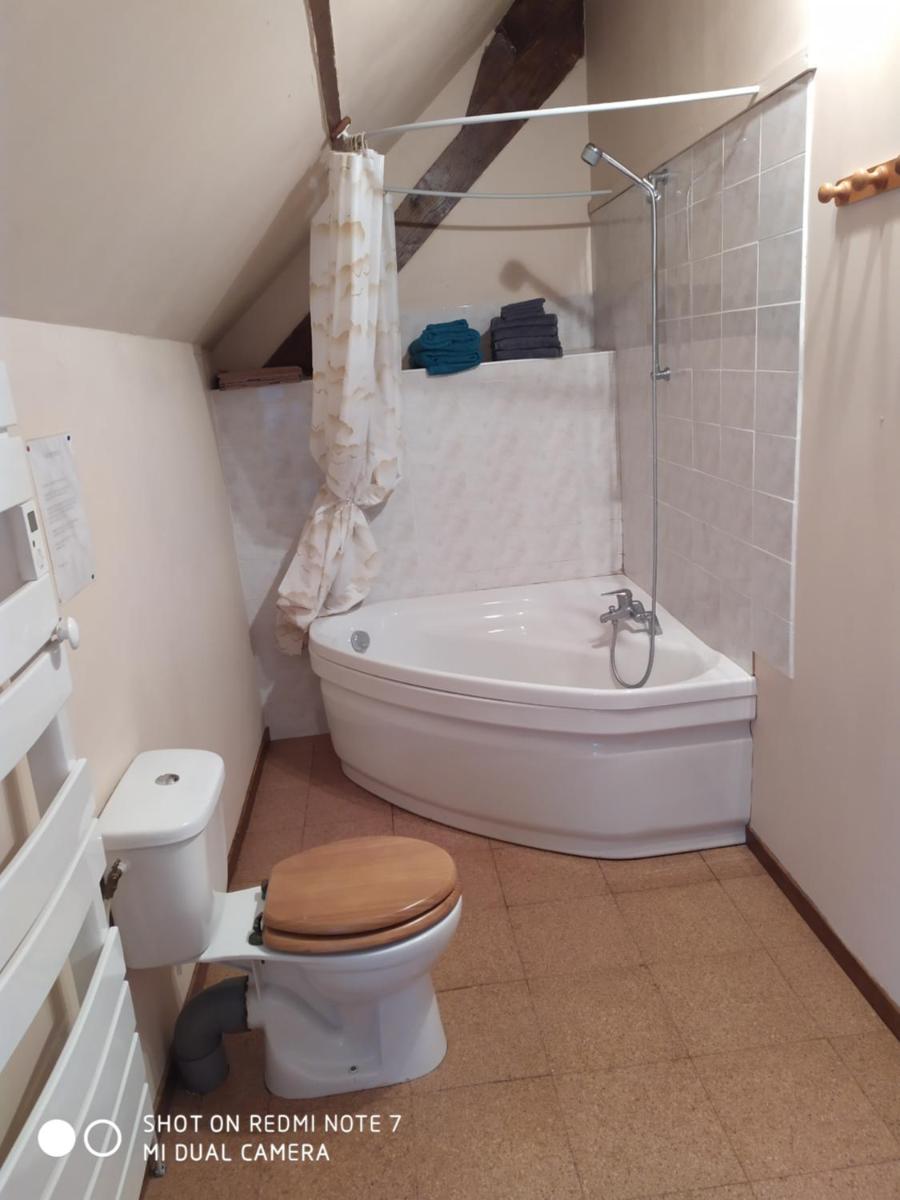 Au bout de la marais - Housity