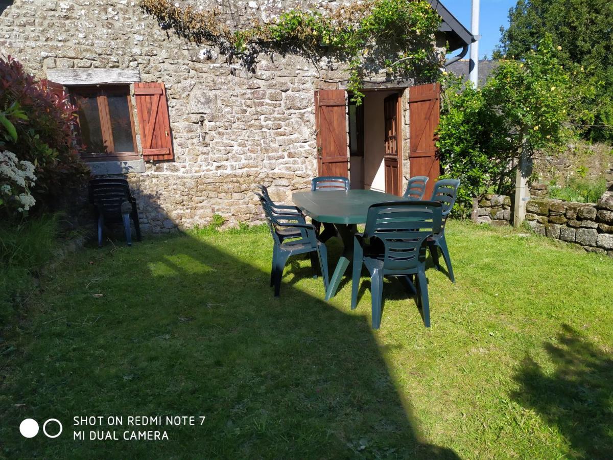 Au bout de la marais - Housity
