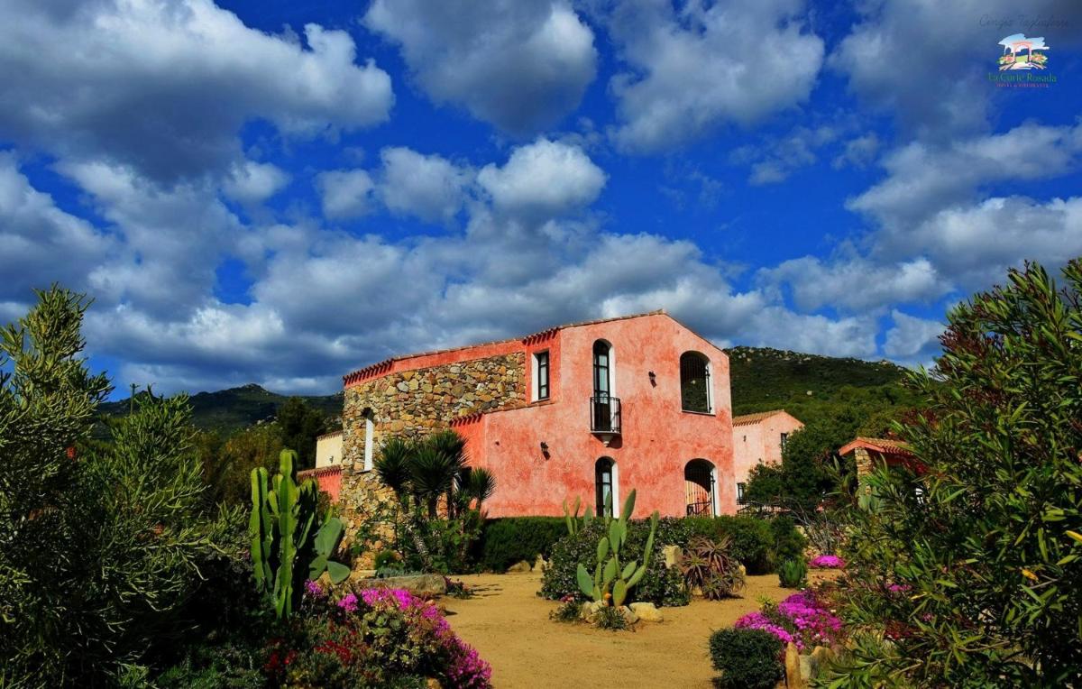 Hotel La Corte Rosada - Hizvo