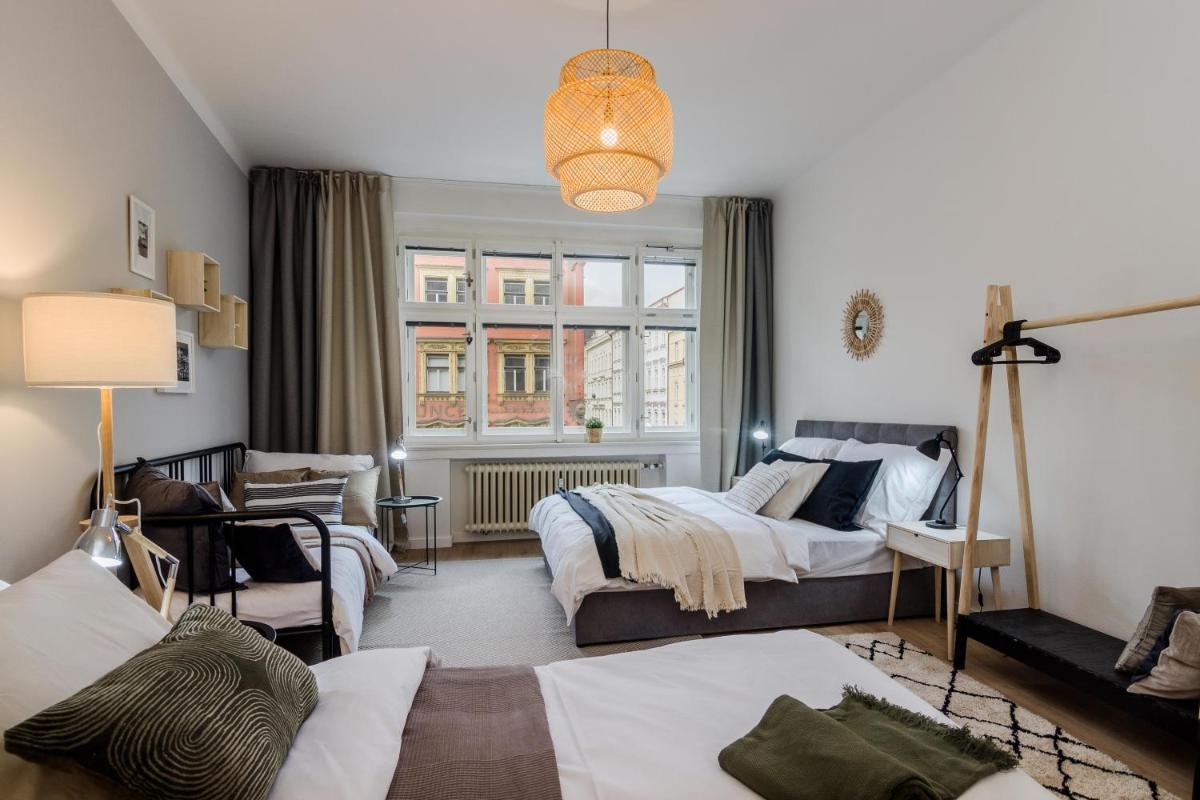 APT in Prague Charles Bridge 1km by Michal&Friends - Hizvo