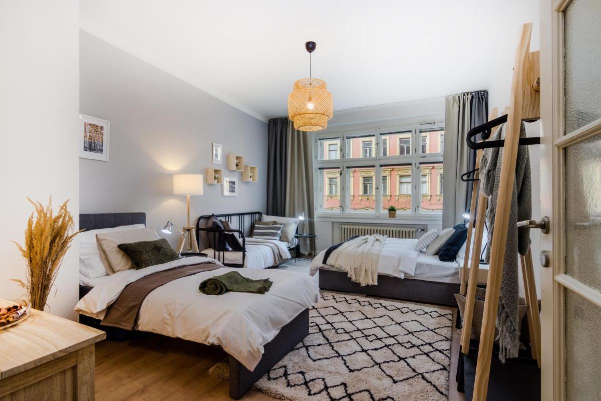 APT in Prague Charles Bridge 1km by Michal&Friends - Housity