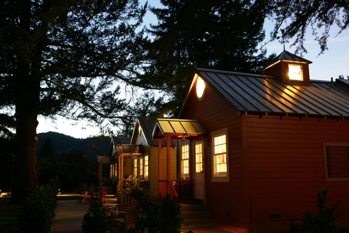 The Cottages of Napa Valley - Housity