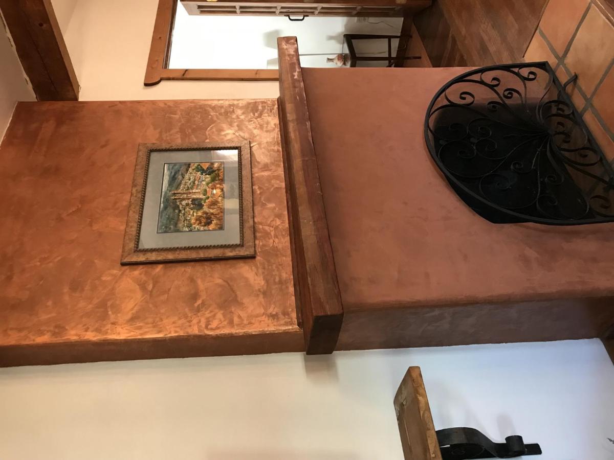 El Viejo Adobe - Across from Sul Ross campus - Housity