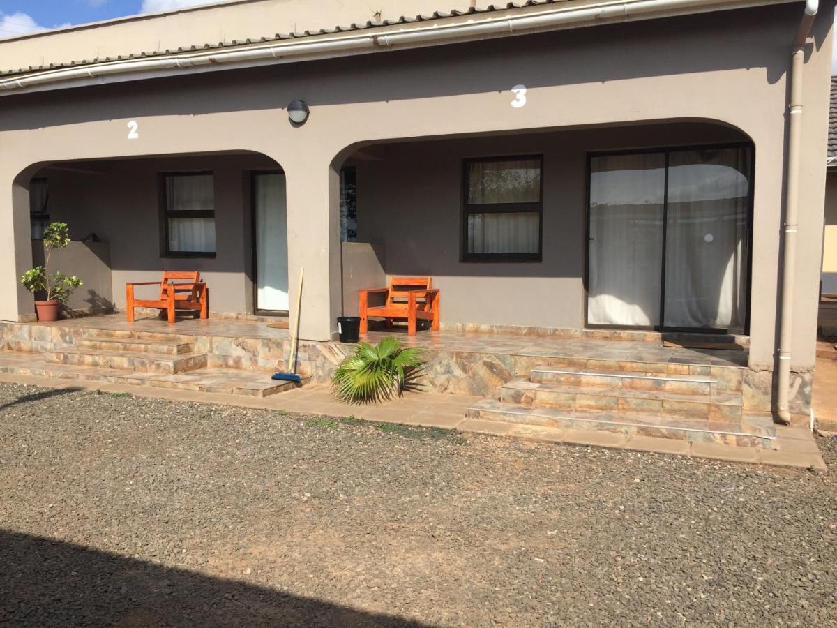 Suitetrails - ROADSIDE B&B