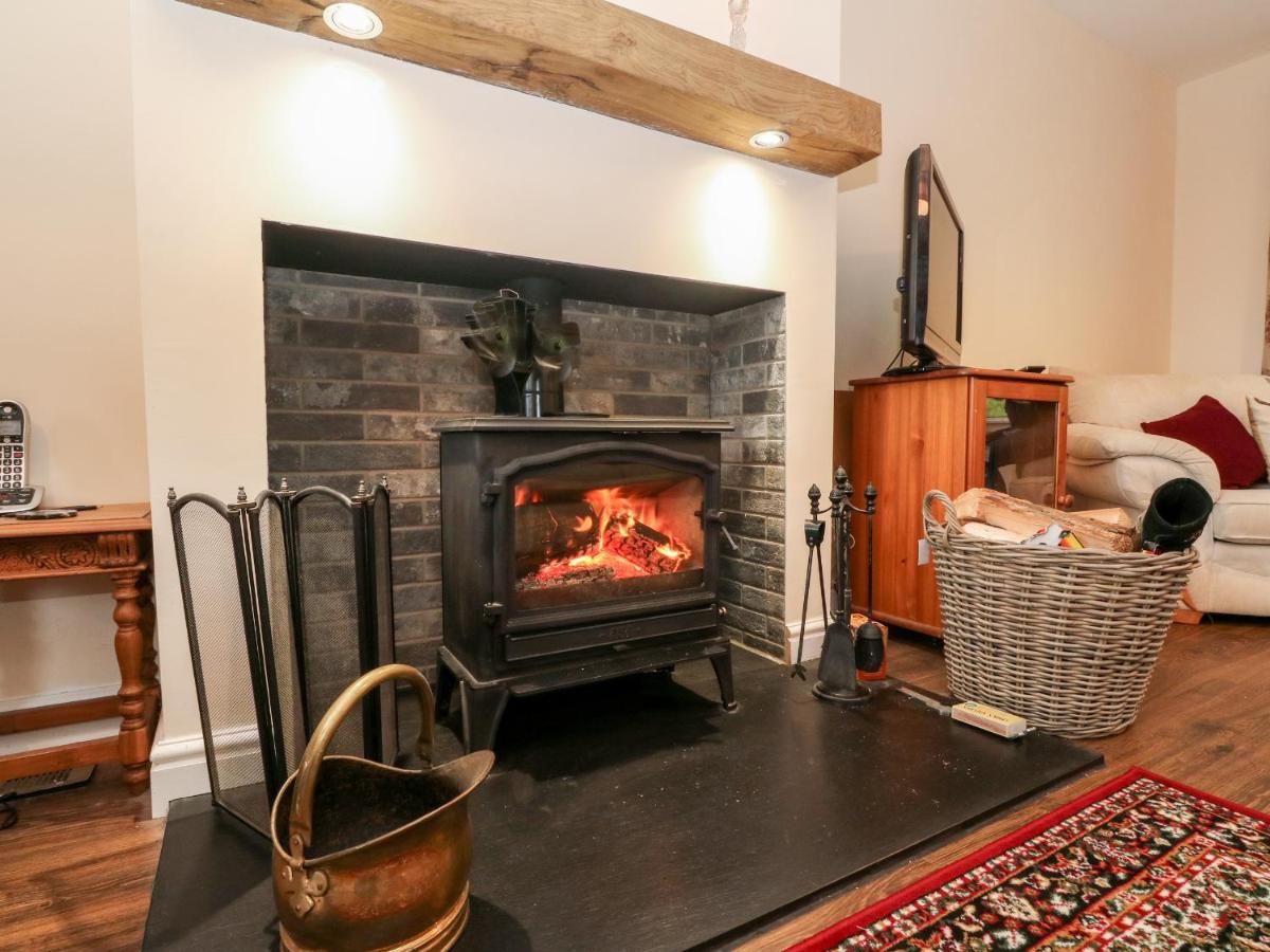 Glenfinglas Dam Cottage - Housity