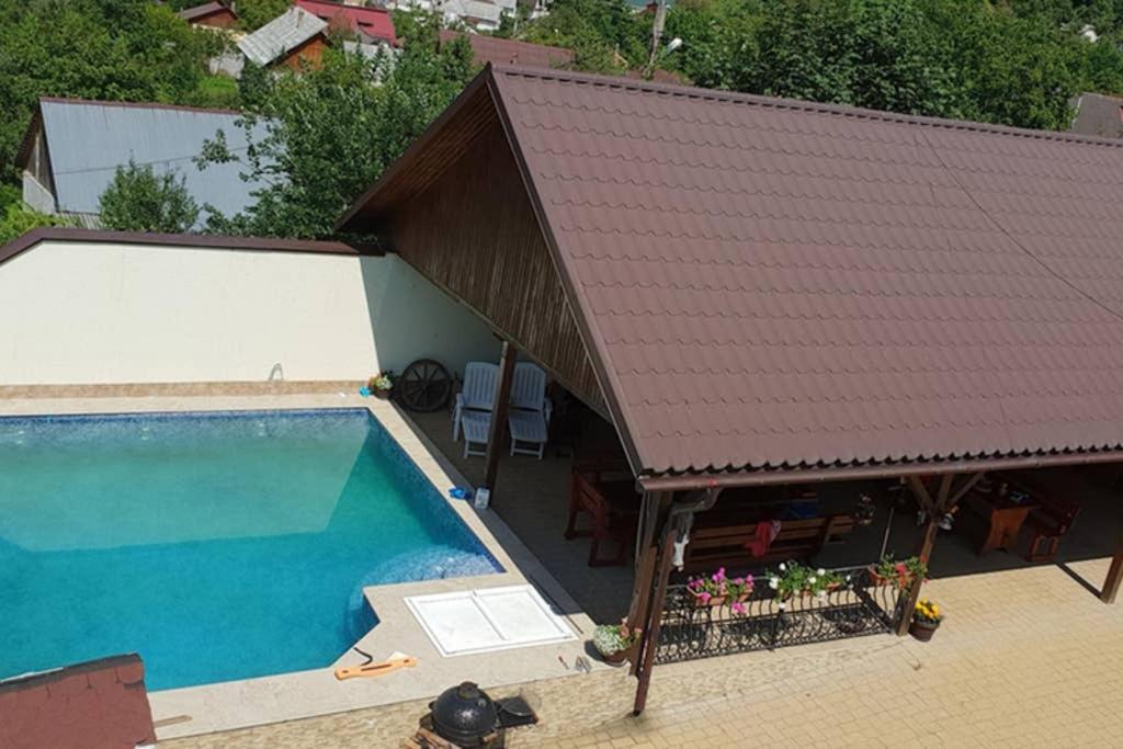 Limpedea Green House - Hizvo