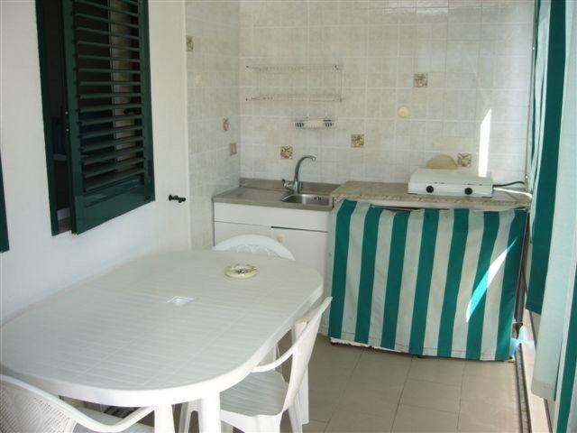 Trilocale Baia Verde - Housity