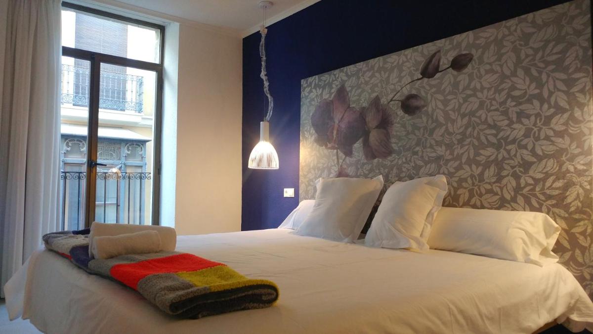 San Francisco 10 - 6 Apartamentos Boutique en el Centro - Playa Postiguet - Housity