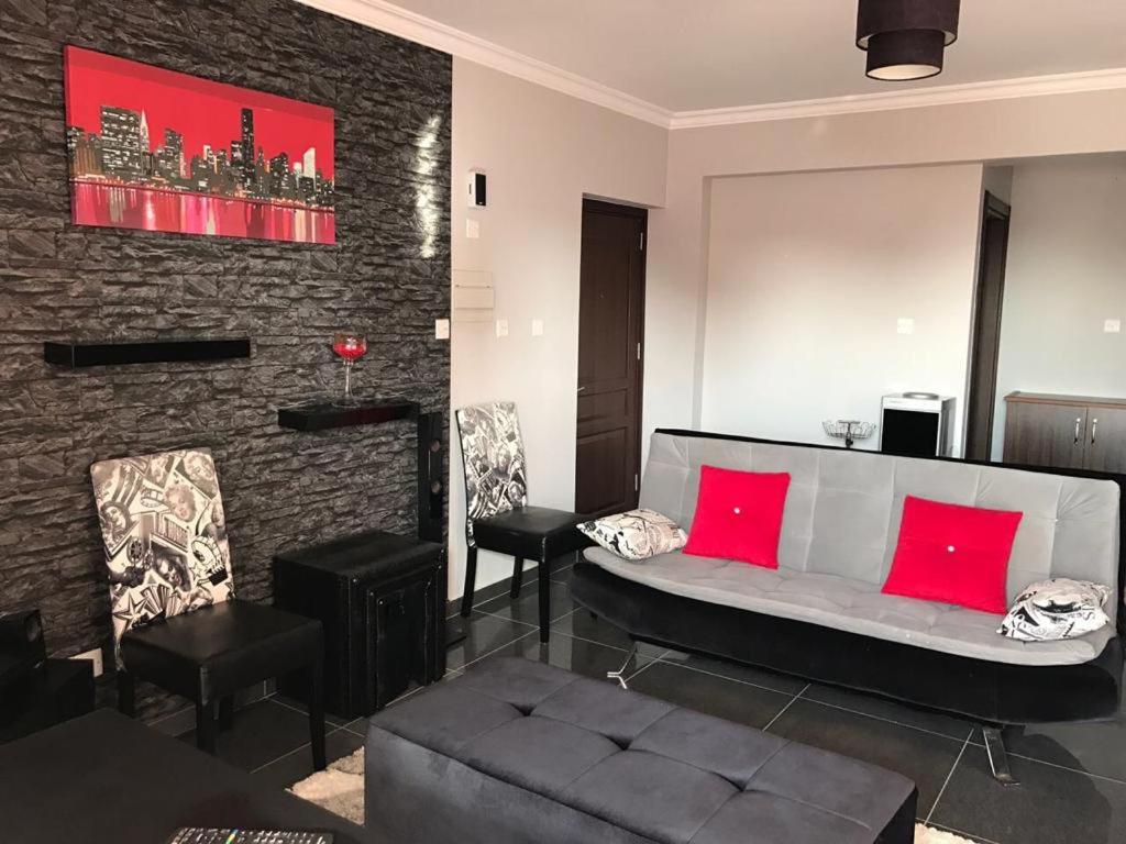 Sandy House - Housity