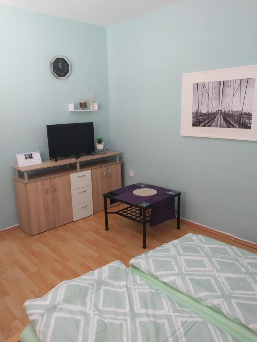 Apartmán blízko Brna s dobovými dekoracemi - Housity