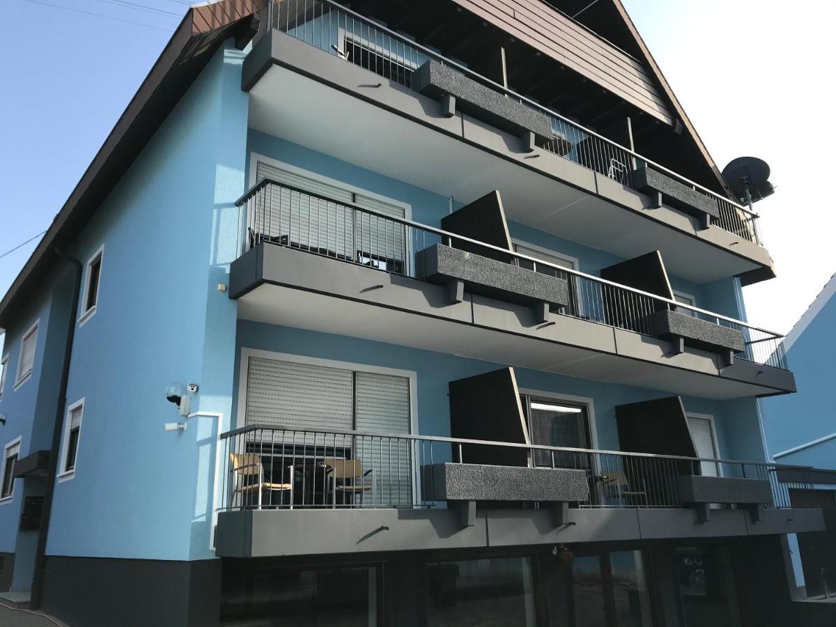 Eisberg Gästehaus & De Luxe Appartements - Housity