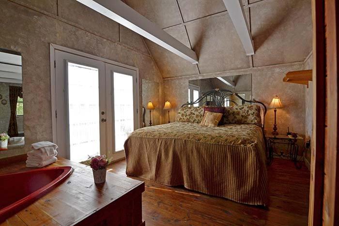 Enchanted Mountain Views - Housity