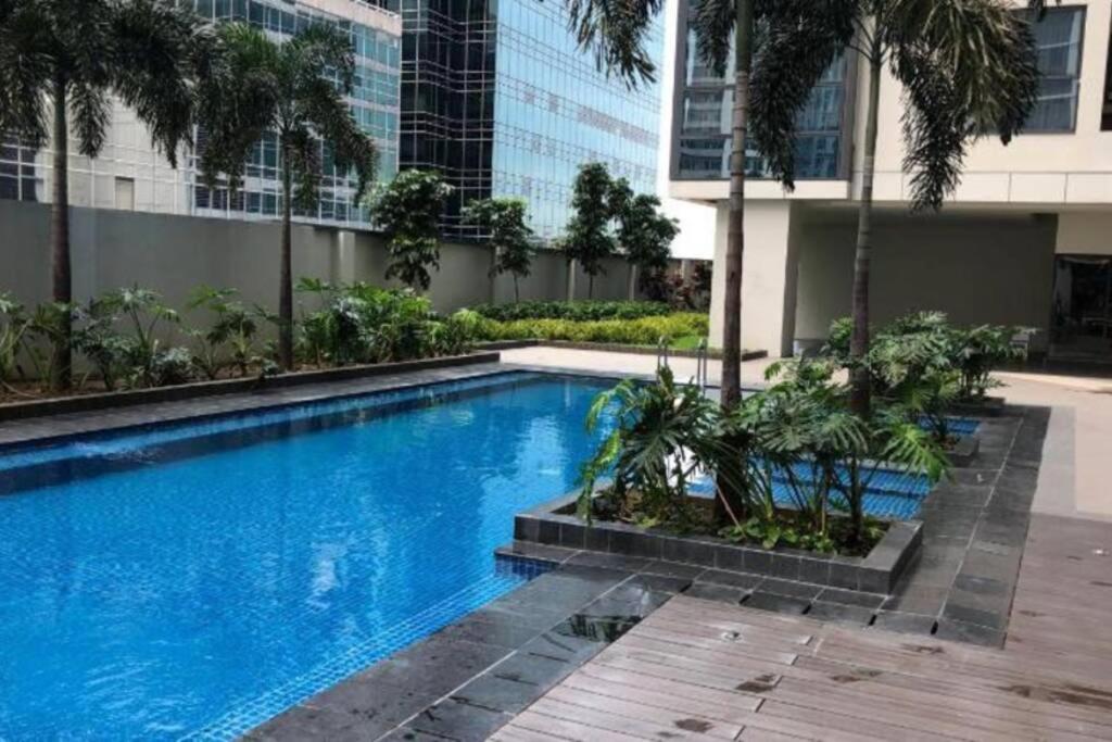 One Eastwood Avenue Tower 2 - Housity