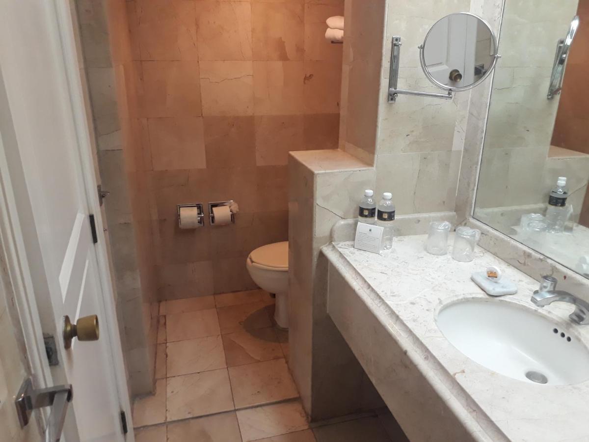 Country Plaza - Housity
